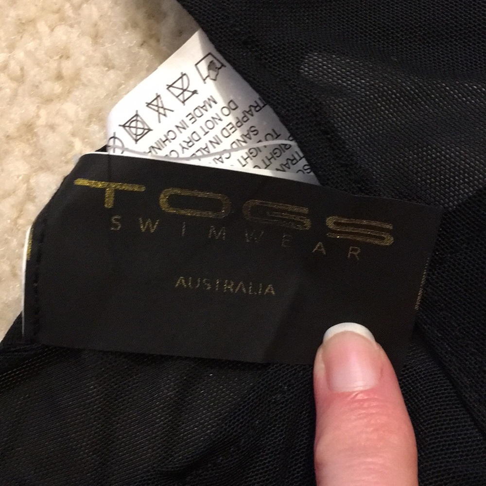 NWT Togs layered flowy swimsuit coverup - Picture 2 of 4